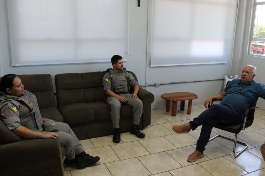 prefeito-recebeu-a-visita-da-brigada-militar