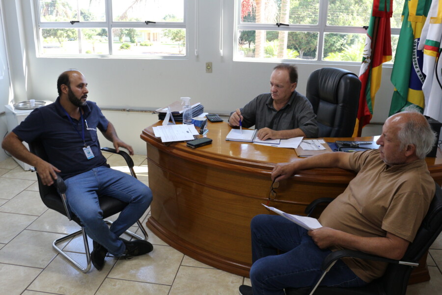 emater-faz-visita-ao-prefeito