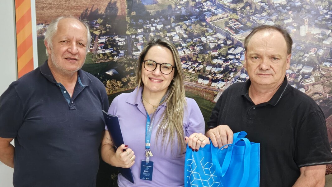 gerente-do-banrisul-realiza-visita-ao-gabinete-do-prefeito