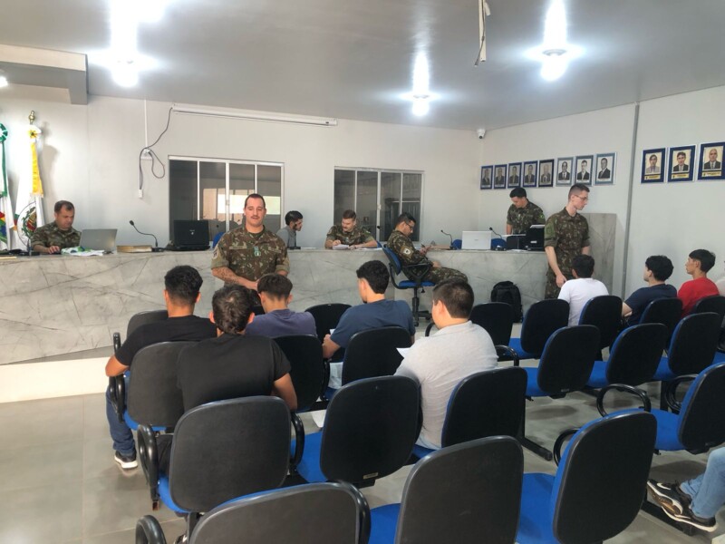 jovens-de-boa-vista-do-incra-passam-por-inspecao-de-saude-militar