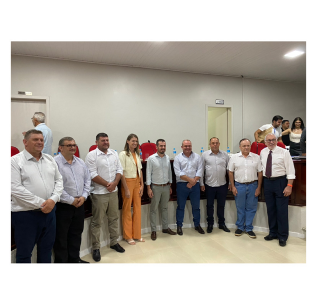 prefeito-gilmar-bellini-e-eleito-vice-presidente-substituto-da-amaja