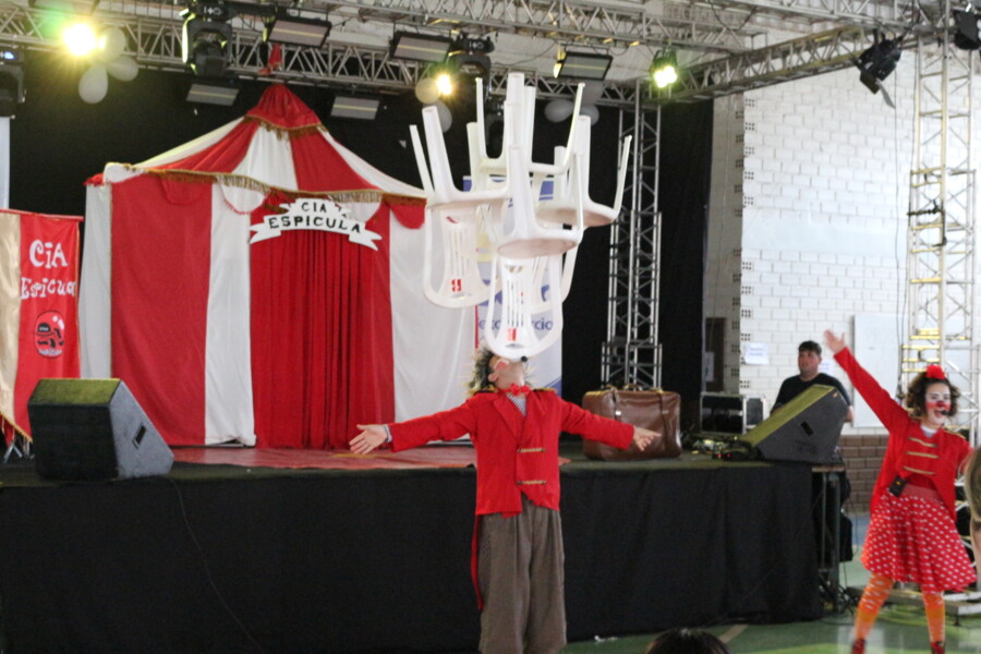 espetaculo-circense-encanta-publico-durante-a-semana-do-municipio-em-boa-vista-do-incra