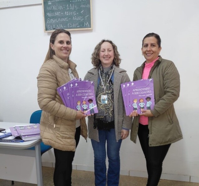 livros-de-educacao-fiscal-sao-distribuidos-nas-escolas-do-municipio-de-boa-vista-do-incra
