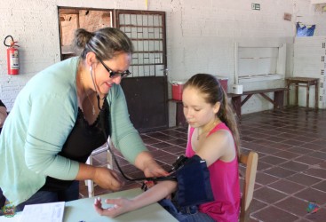 unidade-basica-de-saude-presta-atendimento-medico-ao-anexo-f