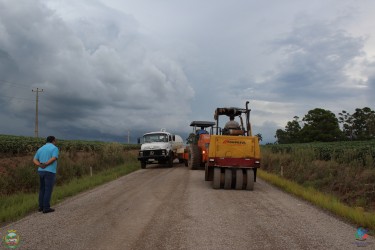 acesso-asfaltico-segunda-etapa-da-obra-esta-em-andamento