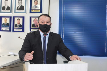 discurso-de-posse-aumenta-a-responsabilidade-afirma-cleber-trenhago-em-assumir-o-comando-do-municipio-pela-segunda-vez